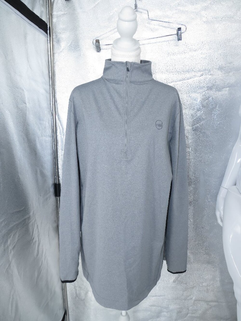 Veil Spark Quarter Zip Pullover Jacket Grey Mens Size Large 100XL Heart Athletic